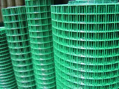 PCW-01 PVC coated welded wire mesh rolls in green color